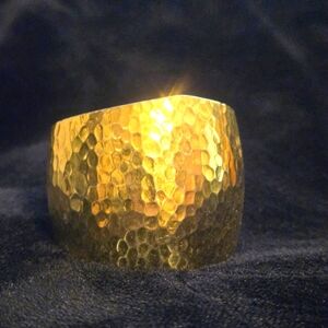 6 inch, Vintage Shiny Hammered Style Gold Tone Cuff Bracelet